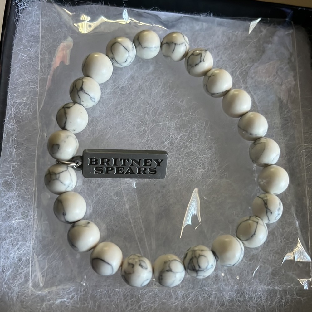 Original Britney Spears merch - Picture 3 of 3